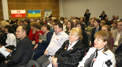 2 grudnia br. w Kijowie zakończył obrady VII Kongres Związku Polaków na Ukrainie.  Rozpatrzone zostały ważne kwestie programowe, organizacyjne i statutowe. Swój dorobek i zamierzenia przedstawili delegaci organizacji polskich  z wielu regionów Ukrainy.   